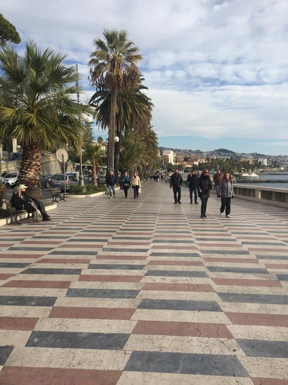 L'Attico Di Anna Leilighet Sanremo Eksteriør bilde